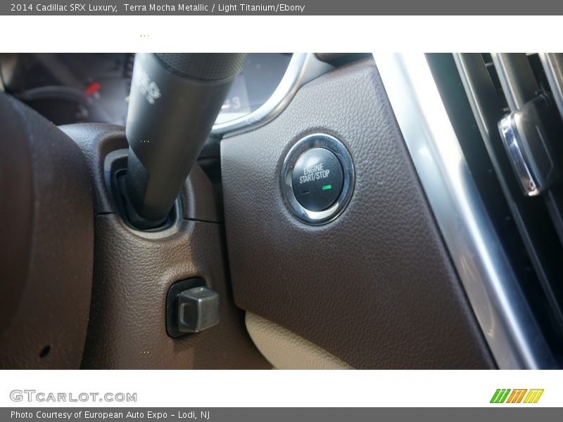 Terra Mocha Metallic / Light Titanium/Ebony 2014 Cadillac SRX Luxury