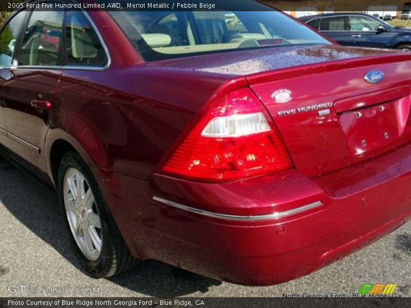 Merlot Metallic / Pebble Beige 2005 Ford Five Hundred Limited AWD
