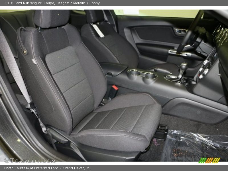 Magnetic Metallic / Ebony 2016 Ford Mustang V6 Coupe