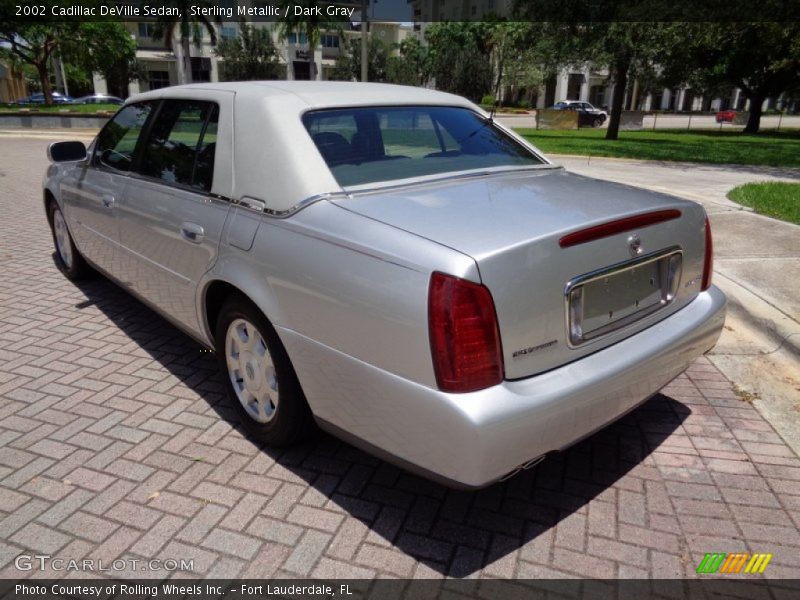 Sterling Metallic / Dark Gray 2002 Cadillac DeVille Sedan