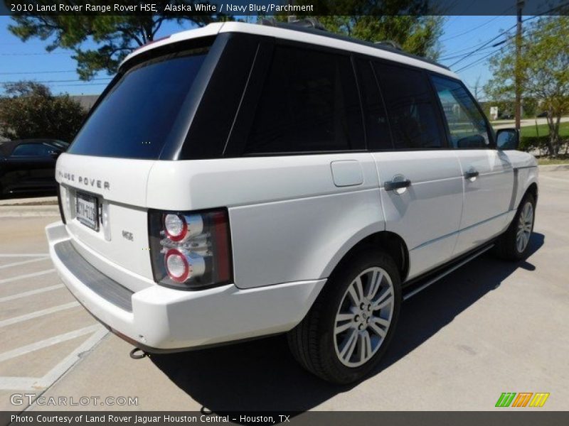 Alaska White / Navy Blue/Parchment 2010 Land Rover Range Rover HSE