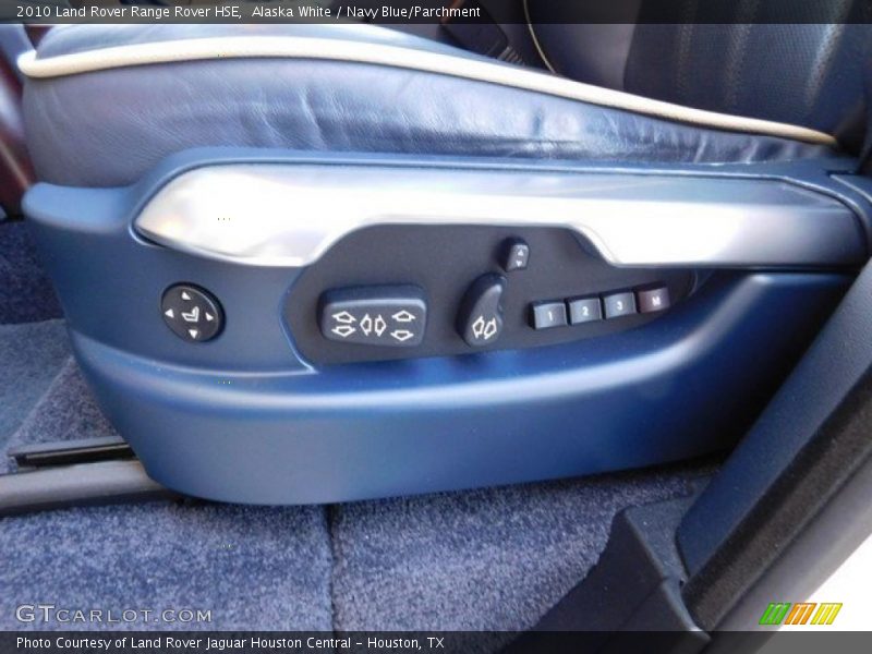 Alaska White / Navy Blue/Parchment 2010 Land Rover Range Rover HSE