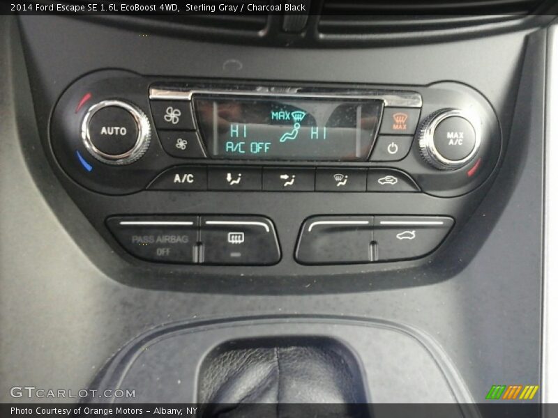 Sterling Gray / Charcoal Black 2014 Ford Escape SE 1.6L EcoBoost 4WD