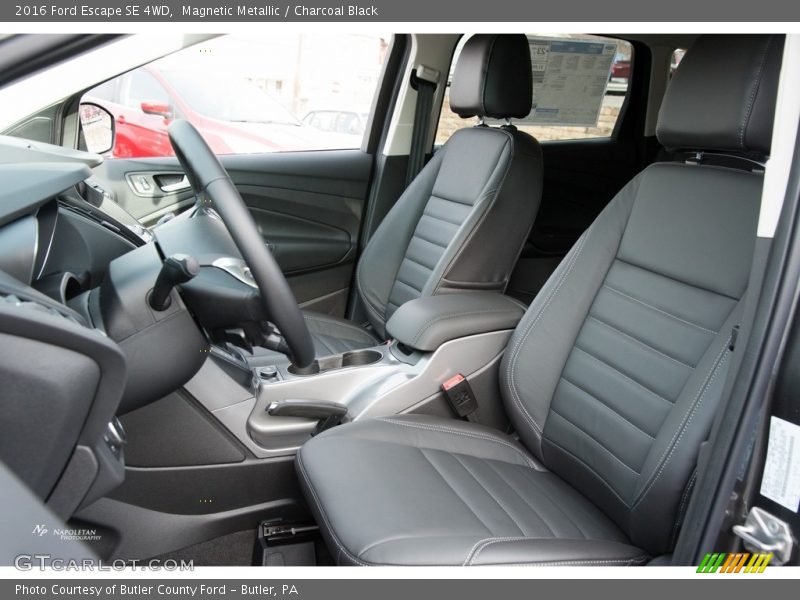 Magnetic Metallic / Charcoal Black 2016 Ford Escape SE 4WD