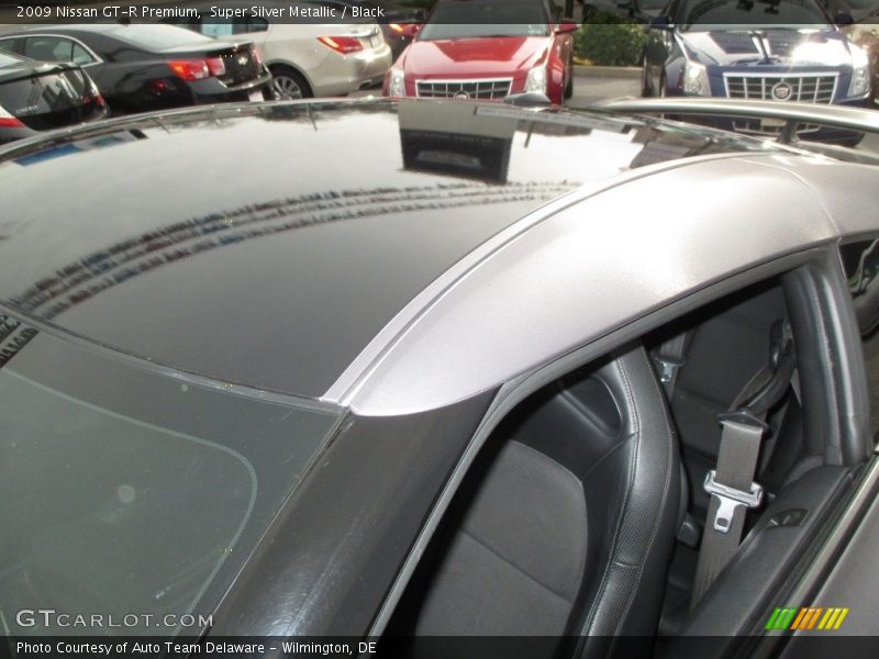 Super Silver Metallic / Black 2009 Nissan GT-R Premium