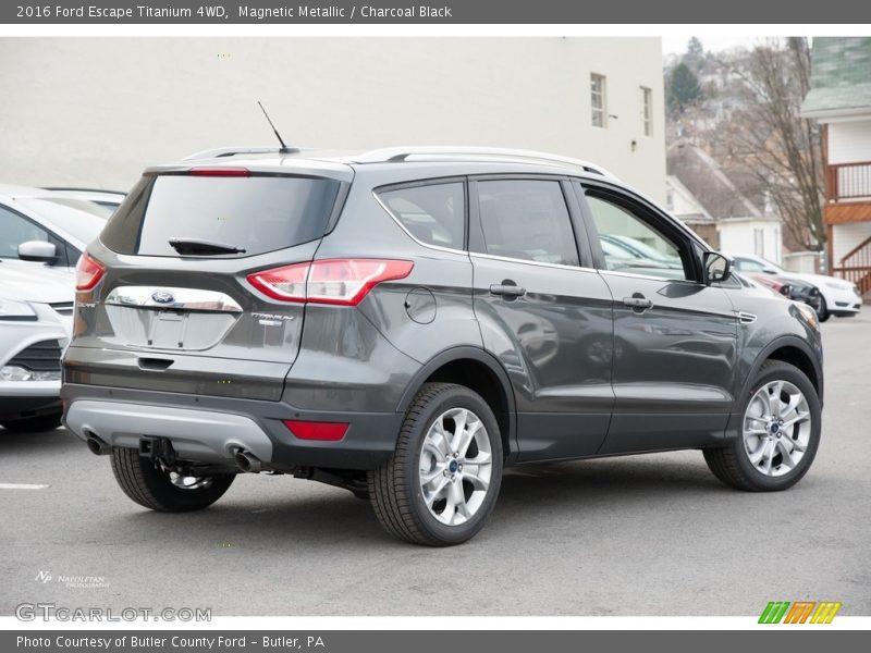 Magnetic Metallic / Charcoal Black 2016 Ford Escape Titanium 4WD