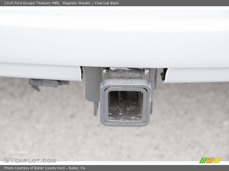 Magnetic Metallic / Charcoal Black 2016 Ford Escape Titanium 4WD