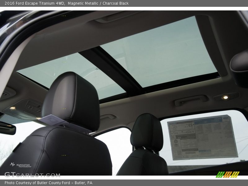 Magnetic Metallic / Charcoal Black 2016 Ford Escape Titanium 4WD