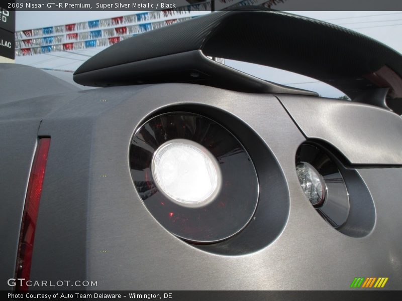Super Silver Metallic / Black 2009 Nissan GT-R Premium