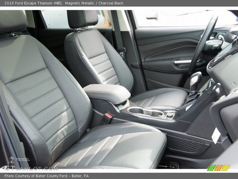 Magnetic Metallic / Charcoal Black 2016 Ford Escape Titanium 4WD