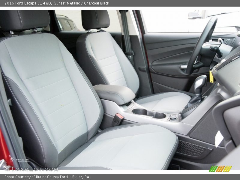 Sunset Metallic / Charcoal Black 2016 Ford Escape SE 4WD