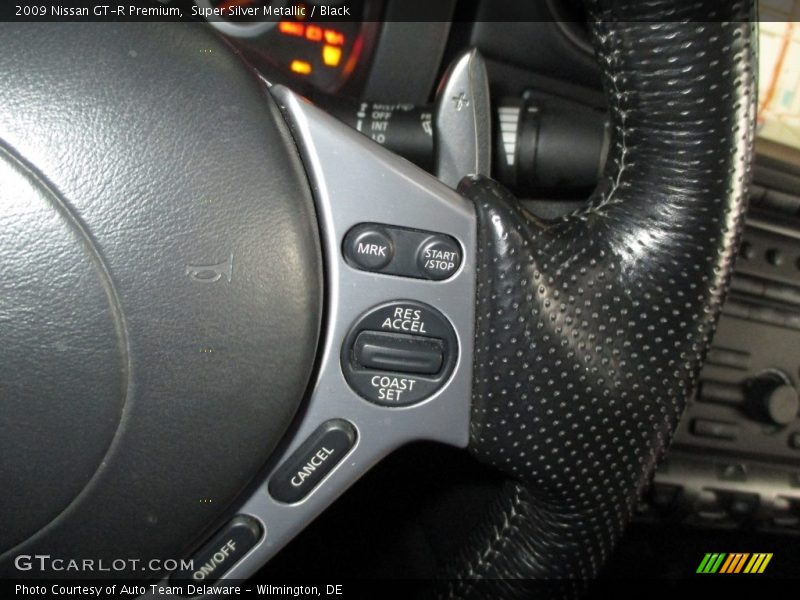 Super Silver Metallic / Black 2009 Nissan GT-R Premium
