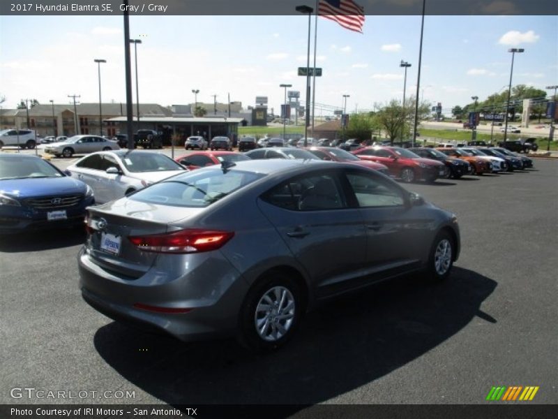 Gray / Gray 2017 Hyundai Elantra SE