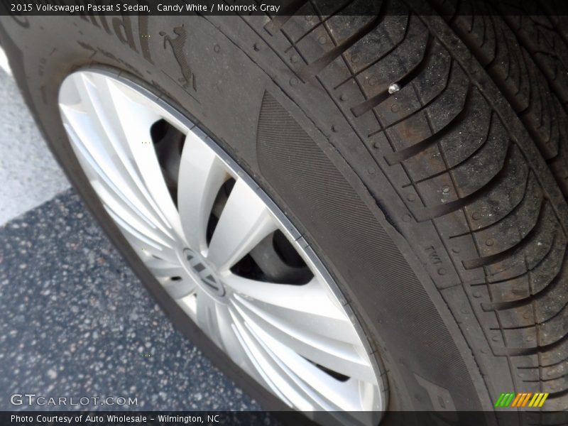 Candy White / Moonrock Gray 2015 Volkswagen Passat S Sedan