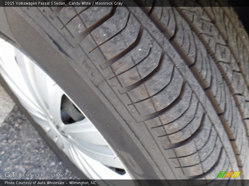 Candy White / Moonrock Gray 2015 Volkswagen Passat S Sedan