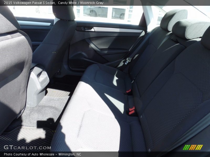 Candy White / Moonrock Gray 2015 Volkswagen Passat S Sedan