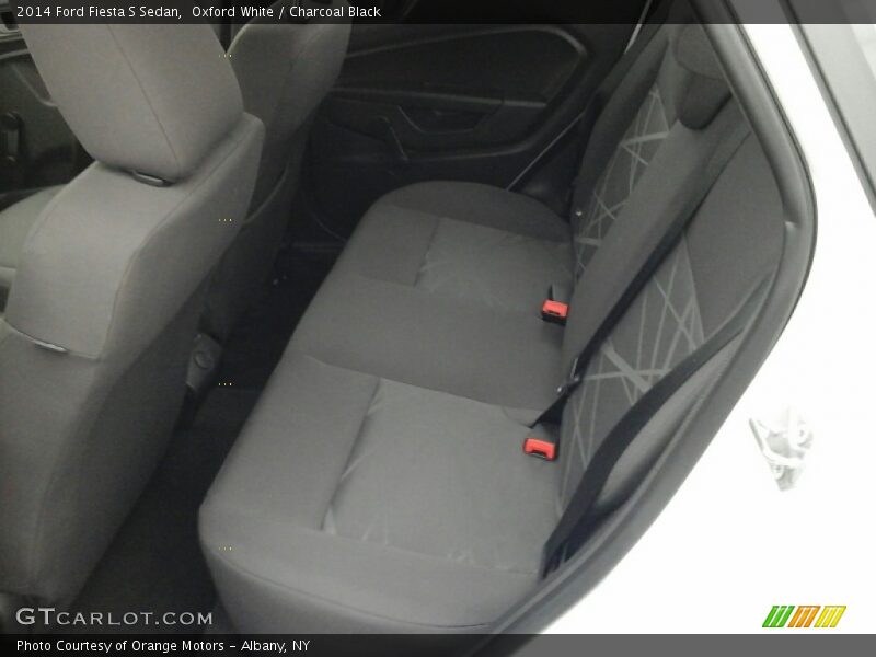 Oxford White / Charcoal Black 2014 Ford Fiesta S Sedan
