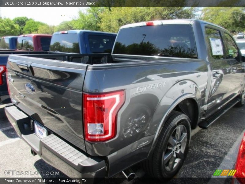 Magnetic / Black 2016 Ford F150 XLT SuperCrew