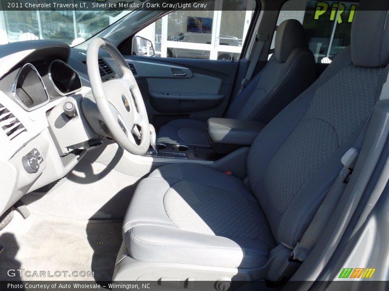 Silver Ice Metallic / Dark Gray/Light Gray 2011 Chevrolet Traverse LT