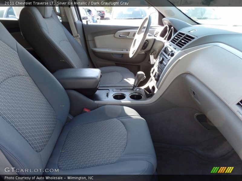 Silver Ice Metallic / Dark Gray/Light Gray 2011 Chevrolet Traverse LT