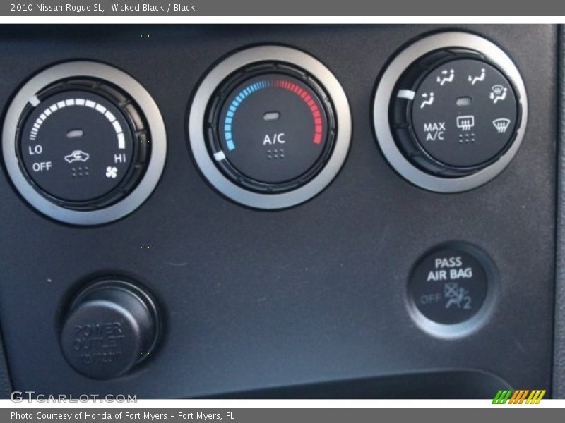 Wicked Black / Black 2010 Nissan Rogue SL