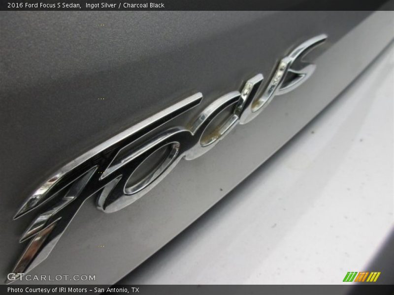 Ingot Silver / Charcoal Black 2016 Ford Focus S Sedan