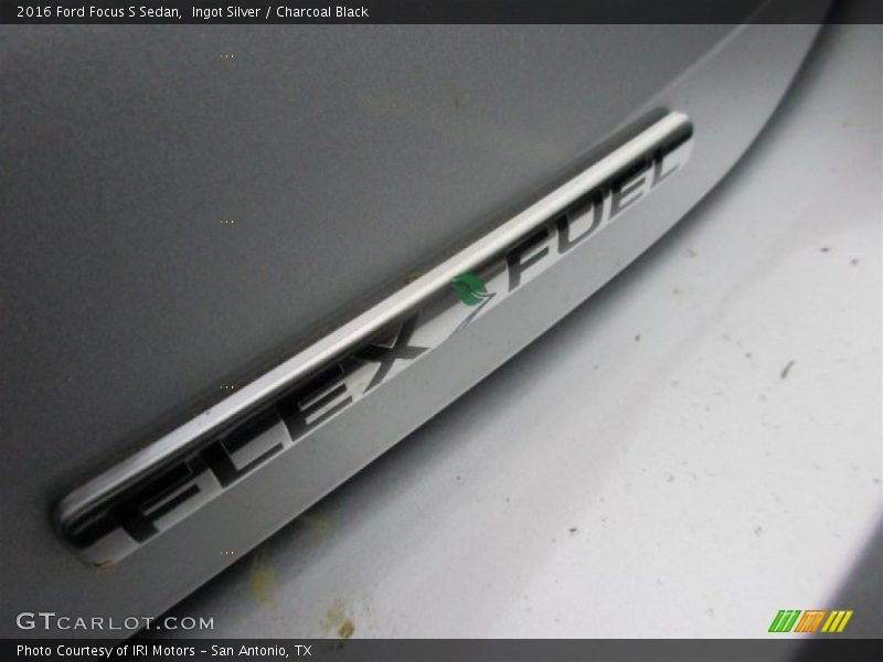 Ingot Silver / Charcoal Black 2016 Ford Focus S Sedan