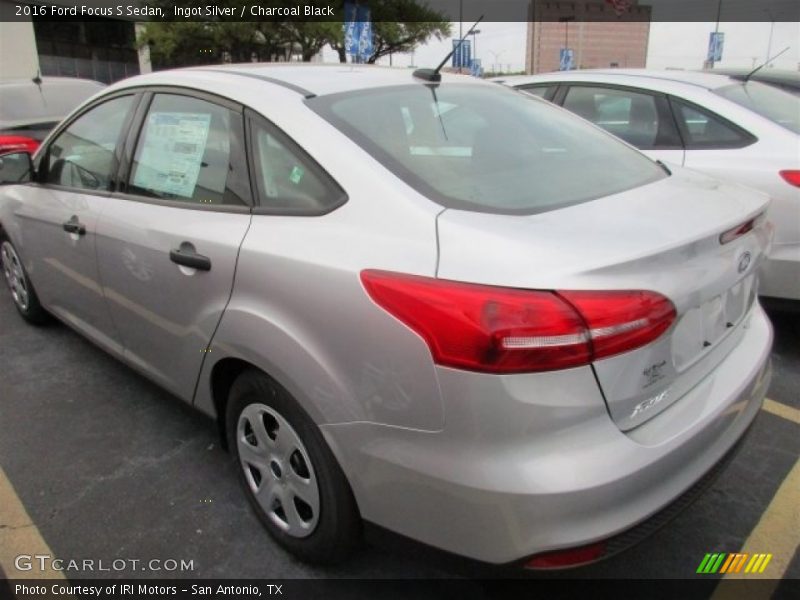 Ingot Silver / Charcoal Black 2016 Ford Focus S Sedan