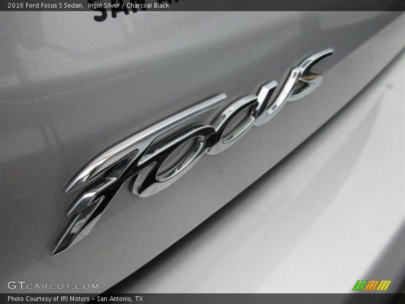 Ingot Silver / Charcoal Black 2016 Ford Focus S Sedan