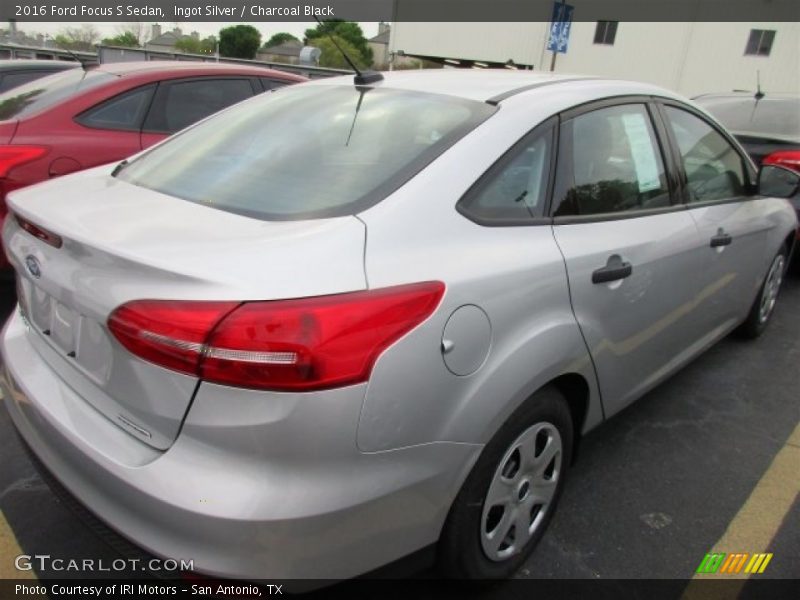 Ingot Silver / Charcoal Black 2016 Ford Focus S Sedan
