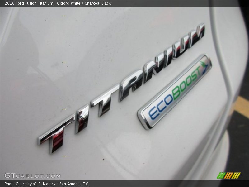 Oxford White / Charcoal Black 2016 Ford Fusion Titanium