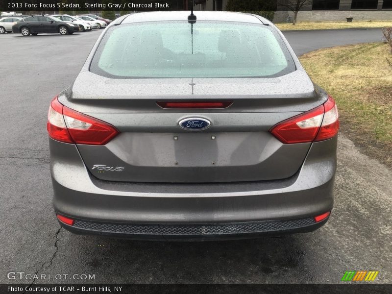 Sterling Gray / Charcoal Black 2013 Ford Focus S Sedan