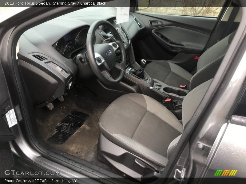 Sterling Gray / Charcoal Black 2013 Ford Focus S Sedan