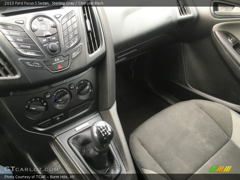 Sterling Gray / Charcoal Black 2013 Ford Focus S Sedan