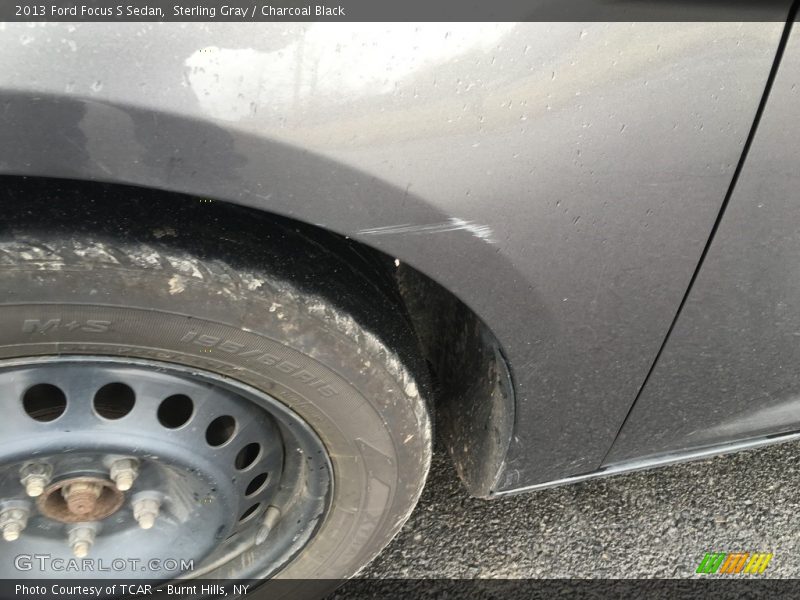 Sterling Gray / Charcoal Black 2013 Ford Focus S Sedan