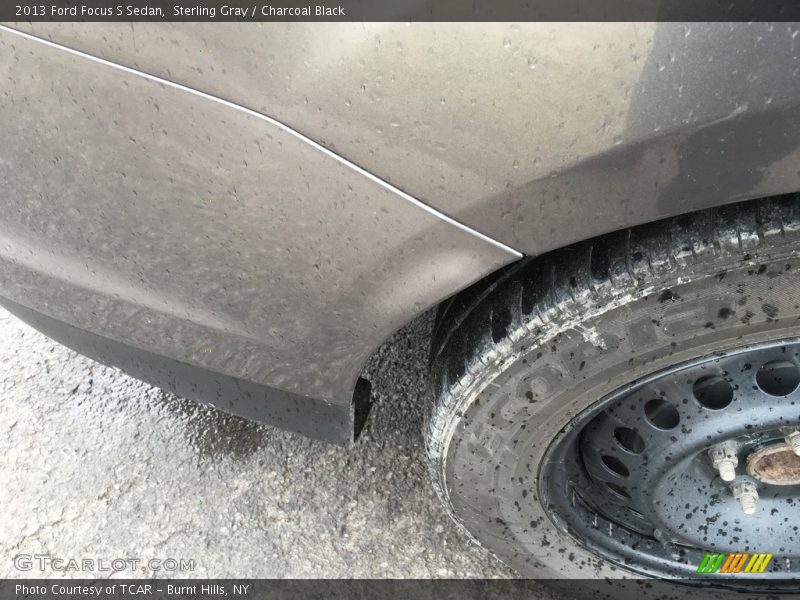 Sterling Gray / Charcoal Black 2013 Ford Focus S Sedan