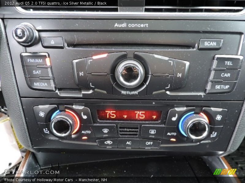 Ice Silver Metallic / Black 2012 Audi Q5 2.0 TFSI quattro