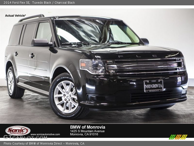 Tuxedo Black / Charcoal Black 2014 Ford Flex SE