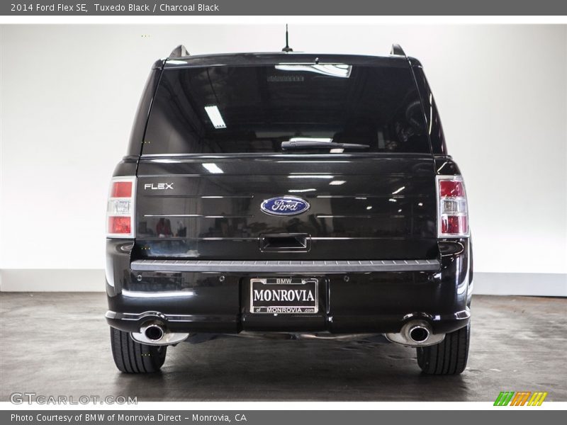 Tuxedo Black / Charcoal Black 2014 Ford Flex SE