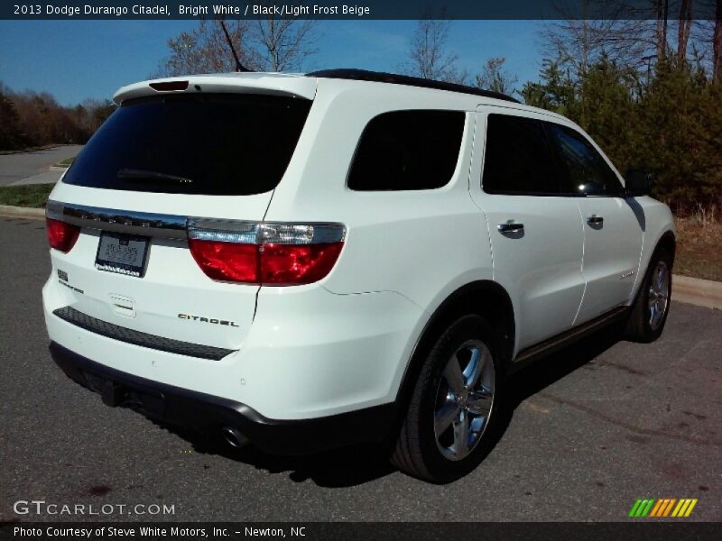 Bright White / Black/Light Frost Beige 2013 Dodge Durango Citadel