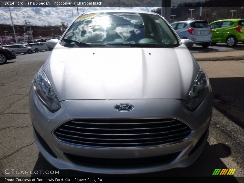 Ingot Silver / Charcoal Black 2014 Ford Fiesta S Sedan
