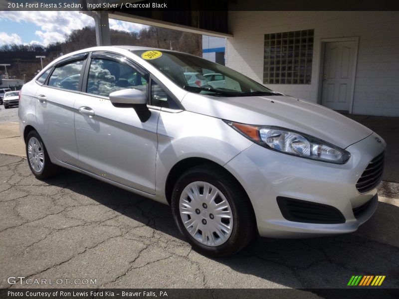 Ingot Silver / Charcoal Black 2014 Ford Fiesta S Sedan