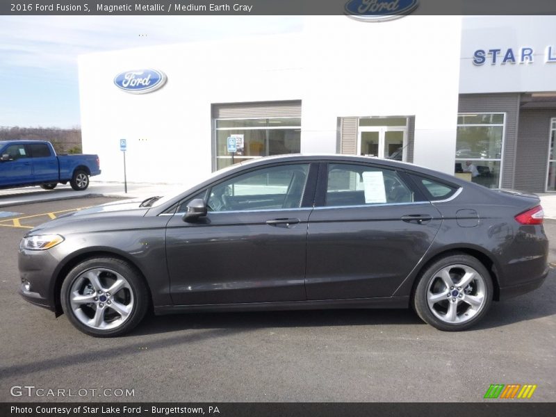 Magnetic Metallic / Medium Earth Gray 2016 Ford Fusion S