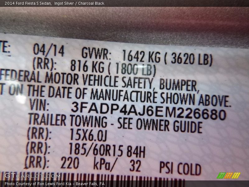 Ingot Silver / Charcoal Black 2014 Ford Fiesta S Sedan