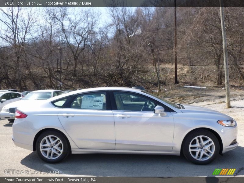 Ingot Silver Metallic / Dune 2016 Ford Fusion SE