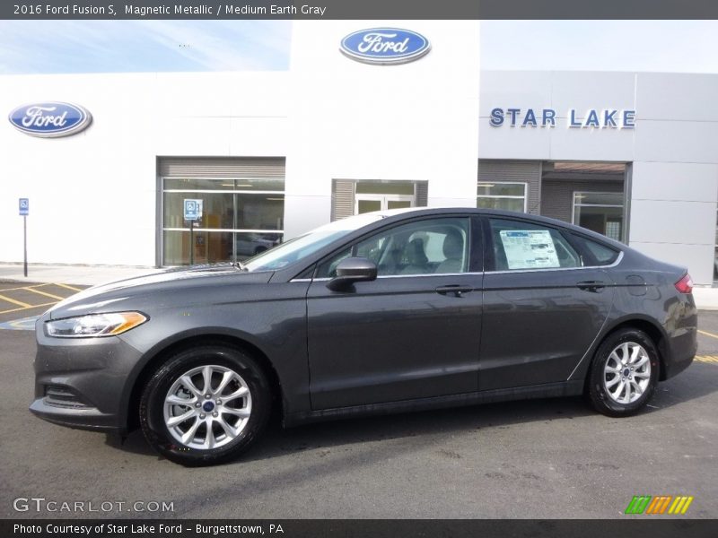 Magnetic Metallic / Medium Earth Gray 2016 Ford Fusion S
