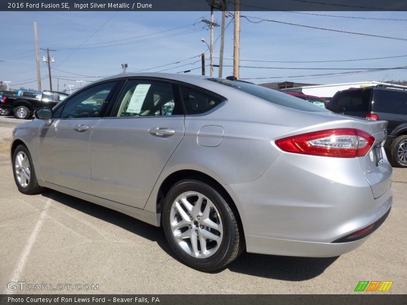 Ingot Silver Metallic / Dune 2016 Ford Fusion SE