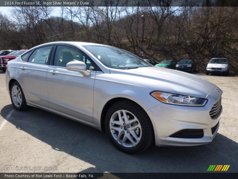 Ingot Silver Metallic / Dune 2016 Ford Fusion SE