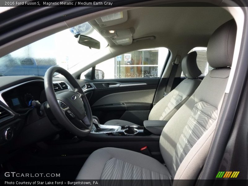 Magnetic Metallic / Medium Earth Gray 2016 Ford Fusion S