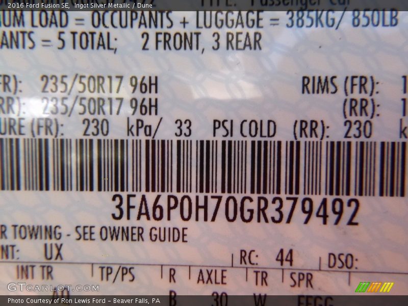 Ingot Silver Metallic / Dune 2016 Ford Fusion SE